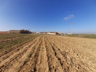 Rural plot in Cazurra