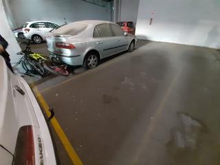 Parking voiture à Pinilla