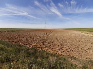 Rural plot in Hiniesta (La)