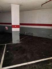 Aparcament cotxe a Esplugues De Llobregat