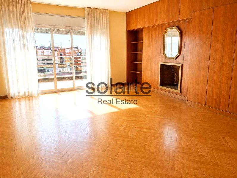 Foto 428568a6-2197-4fa6-87b8-9414918aea9d. Edifici a Collblanc Hospitalet de Llobregat (L´)