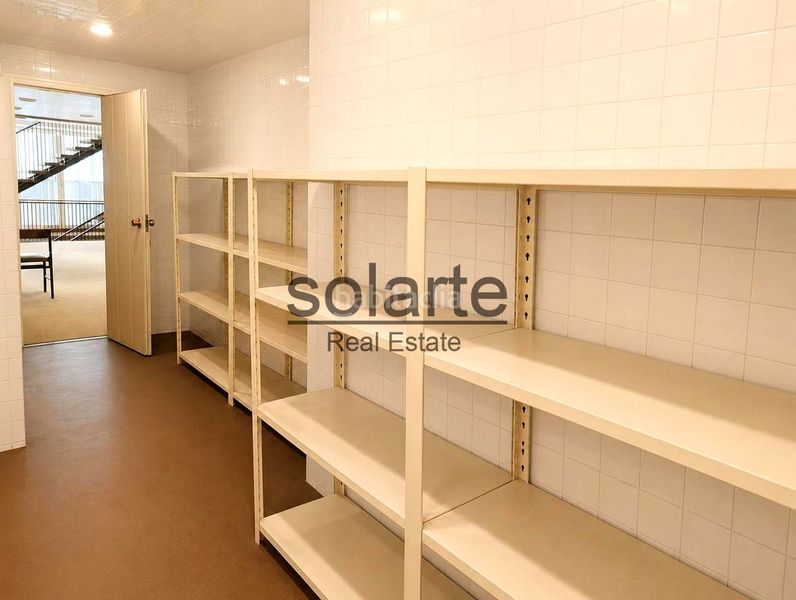 Foto 4761666a-19f2-432f-8370-c3e019033d17. Edifici a Collblanc Hospitalet de Llobregat (L´)