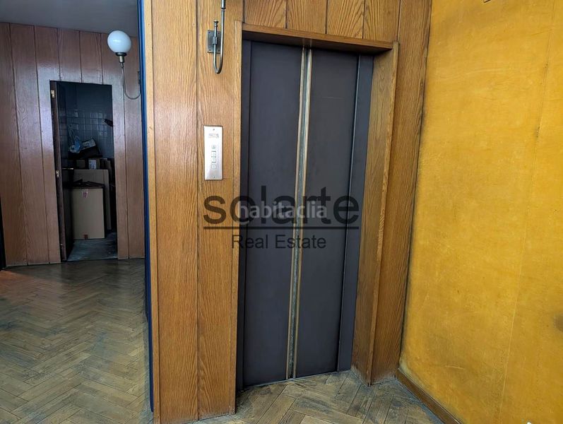 Foto 6367341d-6f88-4808-b43e-9d2b67c59606. Edifici a Collblanc Hospitalet de Llobregat (L´)