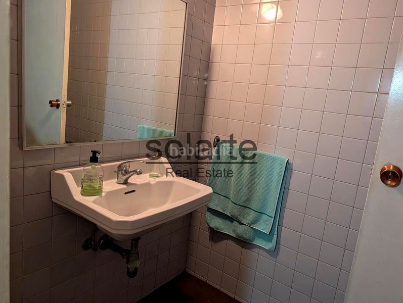 Foto 7b0a9845-d96a-492e-a126-9106ce09f7b5. Edifici a Collblanc Hospitalet de Llobregat (L´)
