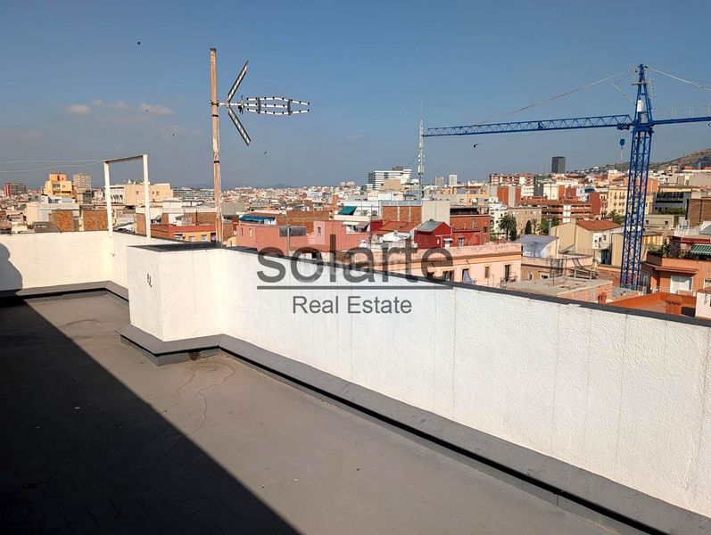 Foto a4f5a54e-9266-4d6d-99a6-decb827c7e5c. Edifici a Collblanc Hospitalet de Llobregat (L´)