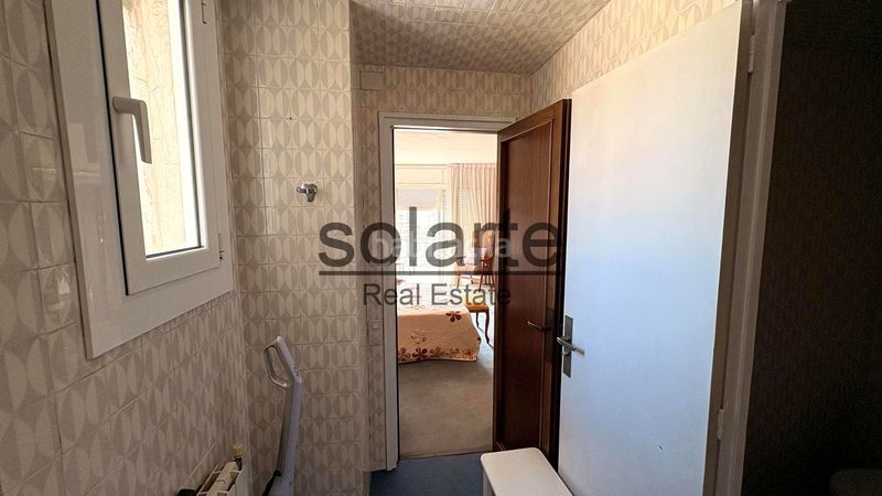 Foto a7ab5c4f-e8cf-456b-aae4-8418b39b2cf8. Edifici a Collblanc Hospitalet de Llobregat (L´)