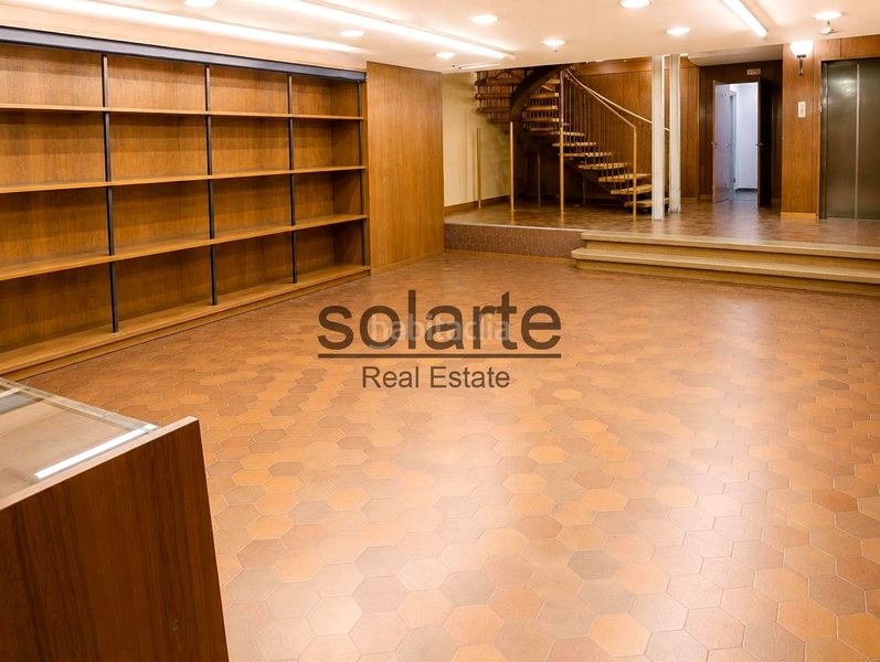 Foto beaa663a-8880-4a95-aafa-627af8ae61a5. Edifici a Collblanc Hospitalet de Llobregat (L´)