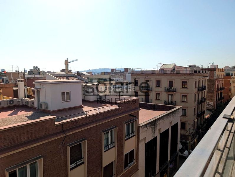 Foto c16fe7a5-fb8c-47f4-a2ab-806eed2b170b. Edifici a Collblanc Hospitalet de Llobregat (L´)