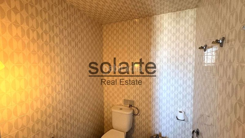 Foto f2d4e650-e554-4c1d-9dd3-842f3e89cae5. Edifici a Collblanc Hospitalet de Llobregat (L´)