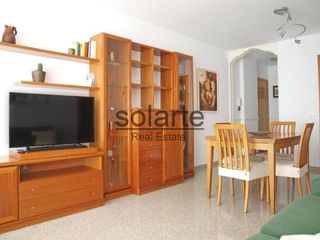 Appartamento  Calle de joan arús i borràs. Confort y funcionalidad en una vivienda llena de luz