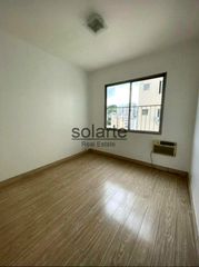 Planta baixa  Calle de martí i blasi. Confort y funcionalidad en una vivienda llena de luz