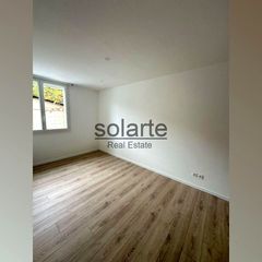Erdgeschoss  Calle de martí i blasi. Confort y funcionalidad en una vivienda llena de luz