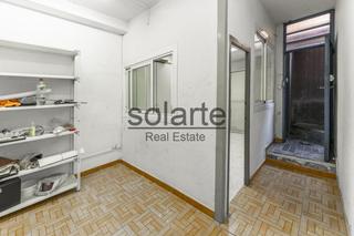 Local Comercial  Carrer de la mare de déu de port. Tu negocio en el mejor punto de la ciudad!