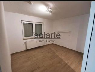 Flat in Carrer orient 57. Proyecto con encanto piso a reformar con gran distribucin