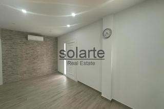 Rez-de-chaussée à Carrer de ramon y cajal 3. Ideal para familias piso amplio y bien equipado