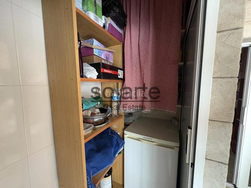 Foto 056cff2e-13bc-482a-bd14-54d2692a0f86. Piso descubre tu nuevo hogar, lleno de comodidad y luz en Hospitalet de Llobregat (L´)