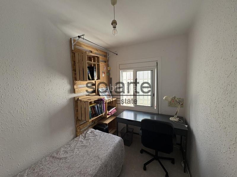 Foto 12f55cff-a8b0-4a47-9cd6-a58db94e79e1. Piso descubre tu nuevo hogar, lleno de comodidad y luz en Hospitalet de Llobregat (L´)