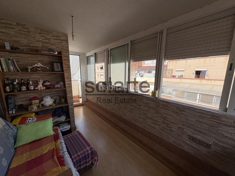 Foto 2b1f446c-16a2-4808-9a1d-17580c5a4ef1. Piso descubre tu nuevo hogar, lleno de comodidad y luz en Hospitalet de Llobregat (L´)