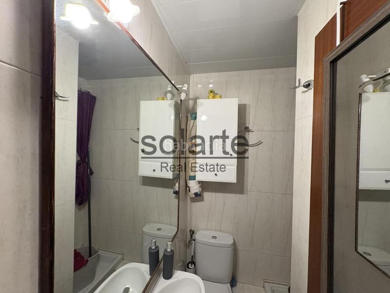 Foto ca11d6da-7d78-4573-b77c-d839a617e591. Piso descubre tu nuevo hogar, lleno de comodidad y luz en Hospitalet de Llobregat (L´)