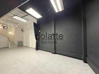 Rent Business premise  Carrer de nicaragua. Local en alquiler en el corazón de la ciudad