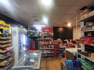 Traspàs Local Comercial a La Florida. Supermercado en funcionamiento  traspaso