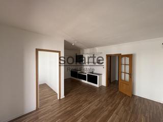 Pis  Carrer ramon llull. Vivienda amplia, moderna y perfectamente conservada