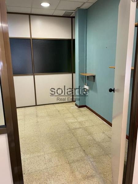 Foto 2e139242-7fd9-41ec-bf6f-3bcd746145d4. Rent business premise in Sants Barcelona