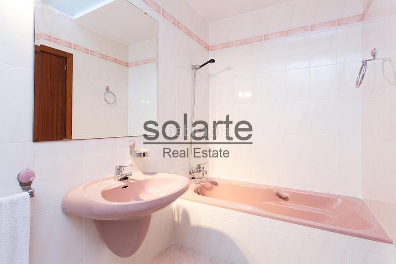Foto 361a90a8-b696-45a0-aafd-f2391a3296bd. Casa a calle núria 11 a Cunit residencial Cunit