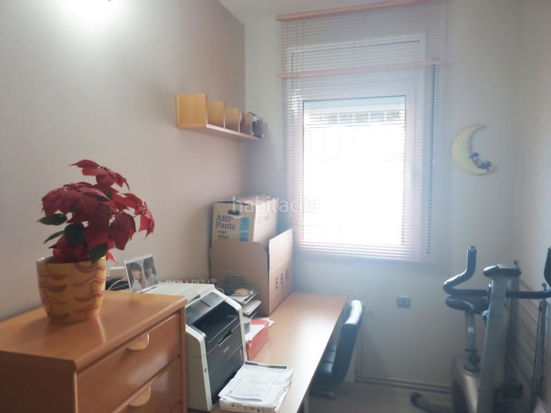 Foto 4d82cd88-75cb-4535-8e6b-b0d08d0fb10c. Pis amb calefacció aparcament a Montigalà Badalona