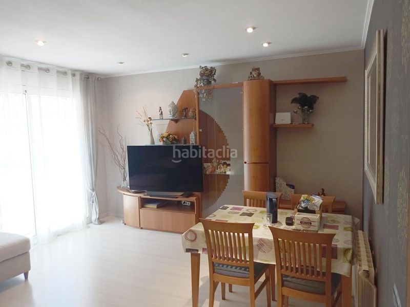 Foto 7ecca80e-de18-41cd-bbe7-1e724419aada. Pis amb calefacció aparcament a Montigalà Badalona