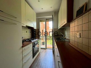 Pis  De xile. Amplio piso de 120 m con terraza y piscina comunitaria