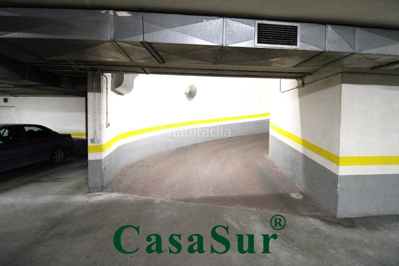 Foto 90d6fc38-03fa-4c2f-81c8-35d7786c1011. Posto auto in Pajarillos Bajos Valladolid