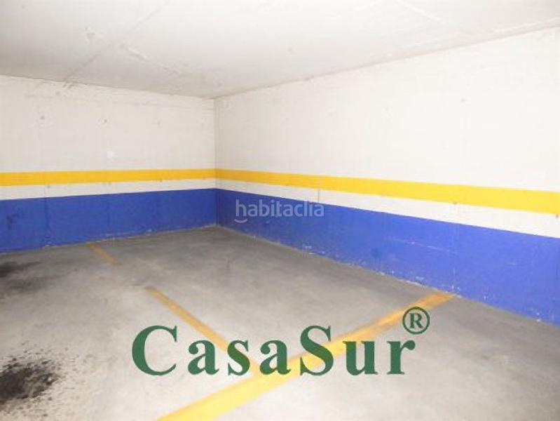 Foto 571ed1be-7ba2-4cb2-813a-e288e4ef1523. Aparcament cotxe a Parquesol Valladolid