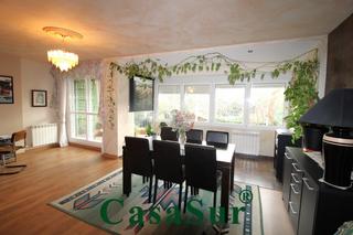 Xalet a Cistérniga. ¡precioso chalet con jardín privado en residencial las eras, la