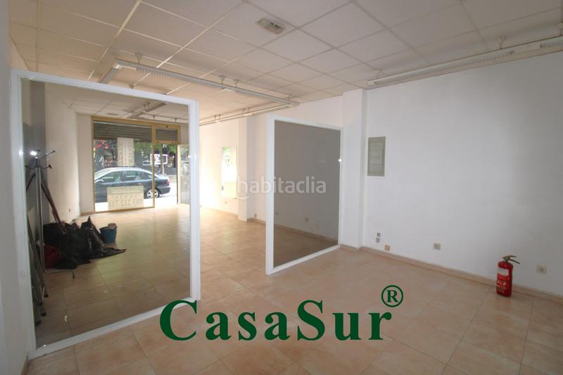 Foto d054ccf5-0160-47e4-b729-b8866cbdf6a6. Local comercial a Circular Valladolid