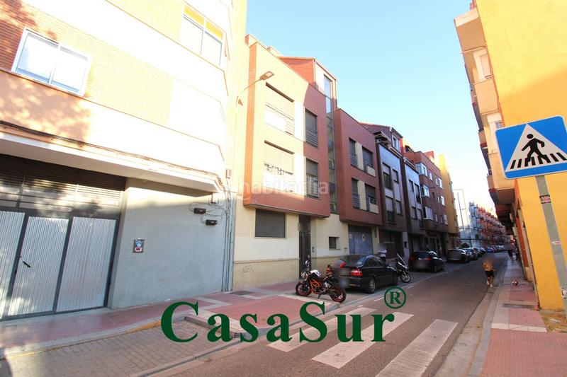 Foto a74e5952-7ecb-4ff8-953e-3c47c964c35d. Àtic amb calefacció aparcament a Delicias Valladolid