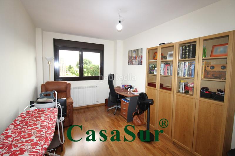 Foto 2a2d2bd4-e53c-4afb-8112-a64f2d8adc6c. Chalet con riscaldamento parcheggio piscina in Aldeamayor de San Martín