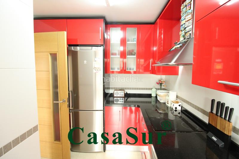 Foto 4daa0c82-2cb0-4996-ba34-98997e17c9fe. Chalet con riscaldamento parcheggio piscina in Aldeamayor de San Martín