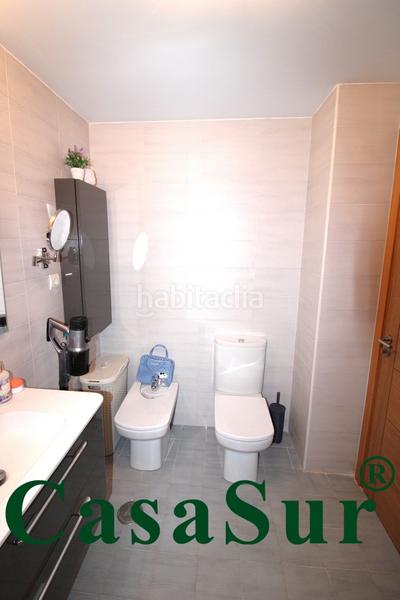 Foto 7bc1b090-7a15-4e74-a88b-5b92b752d033. Chalet con riscaldamento parcheggio piscina in Aldeamayor de San Martín