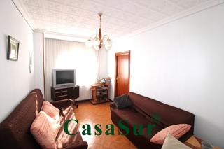 Flat  Calle padre manjón. ¡oportunidad única! magnífico piso con ascensor, muy bien situad