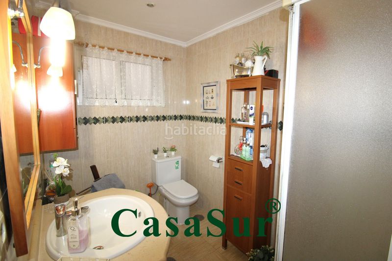 Foto f3715da8-0f5b-4d50-a43c-94e08e019f1a. Pis amb calefacció a La Victoria - Puente Jardín Valladolid