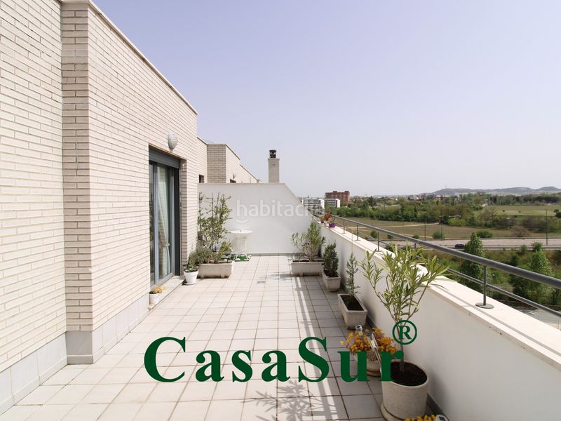 Foto 949bcdeb-c6e4-49b2-90d1-7bda83087c83. Àtic amb calefacció aparcament a Delicias Valladolid