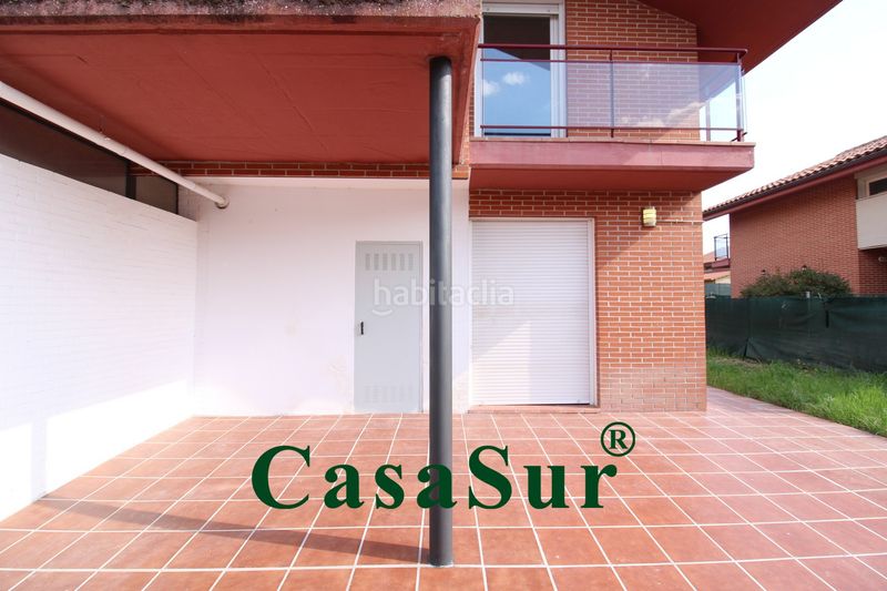 Foto 50e5b534-ed43-4a2c-9a93-a2f6713a9bcd. Xalet amb calefacció aparcament piscina a Renedo de Esgueva