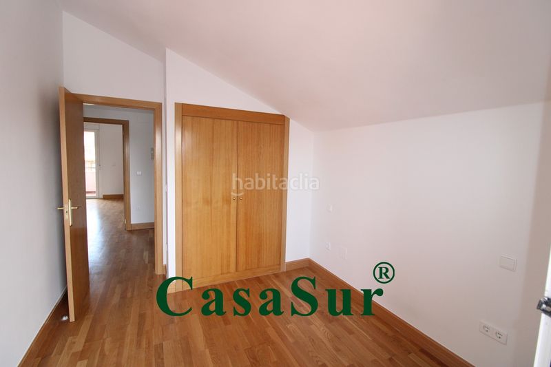 Foto da00d512-1e7b-496b-9749-d6f59fbe3ee4. Xalet amb calefacció aparcament piscina a Renedo de Esgueva