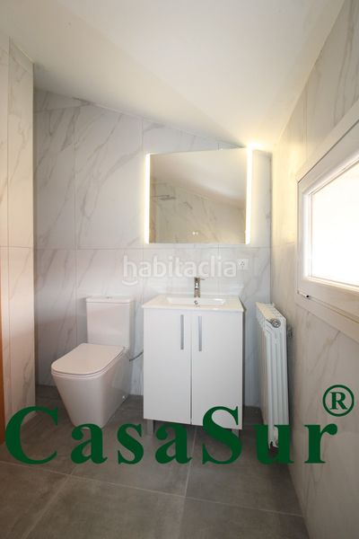 Foto f7c89beb-ace3-4541-b36a-c79cacf4096a. Xalet amb calefacció aparcament piscina a Renedo de Esgueva