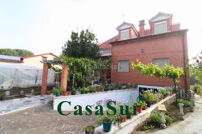Foto 91151c42-54d2-40eb-a8ac-c901de7d39e3. Xalet amb xemeneia calefacció aparcament piscina a Traspinedo