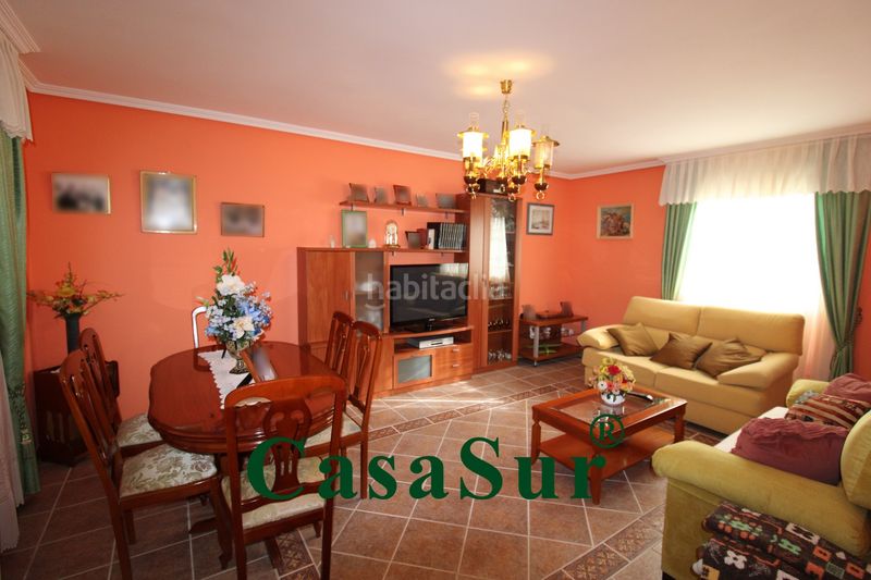 Foto b10565da-76a2-452e-83b2-b1eda6e6f6b4. Xalet amb xemeneia calefacció aparcament piscina a Traspinedo