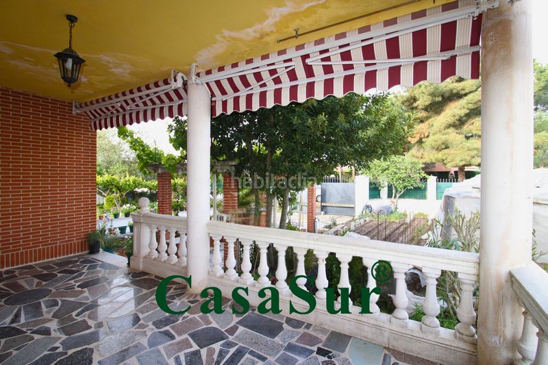 Foto d8f9b923-d9f3-4aa4-a186-4312173607f0. Xalet amb xemeneia calefacció aparcament piscina a Traspinedo