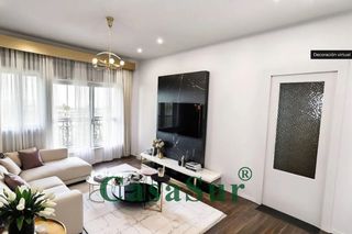 Pis  Calle tudela. �magn�fico piso con ascensor, muy bien situado junto a la plaza