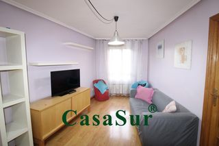 Piso  Calle nicolás salmerón. ¡magnífico piso reformado, con ascensor y trastero; muy bien sit